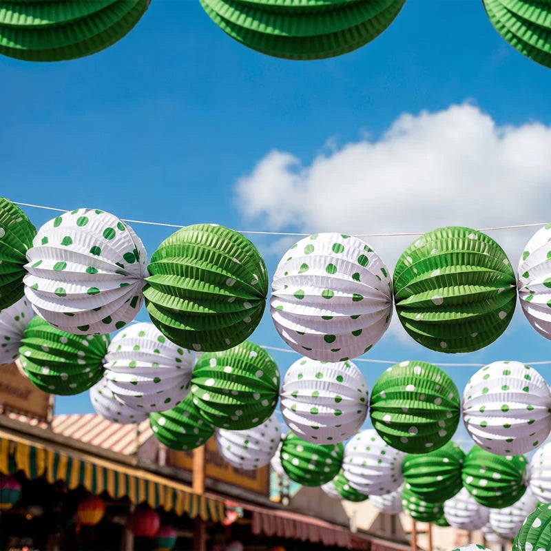 Inspiracion con Lanterne di carta rotonde Fair a pois Ø 21,5 cm Verde