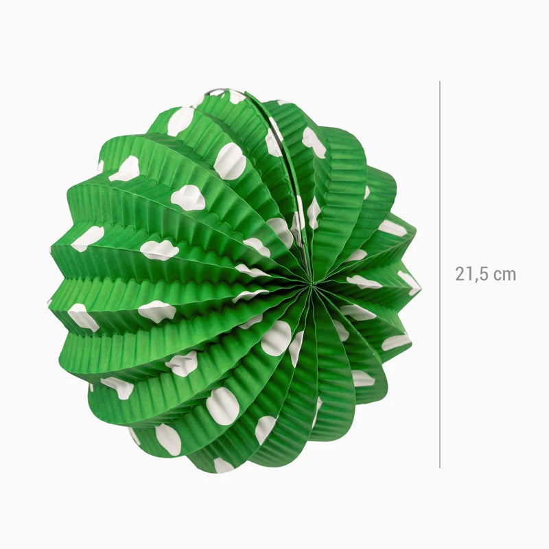 Inspiracion con Lanterne di carta rotonde Fair White a pois Ø 21,5 cm Verde