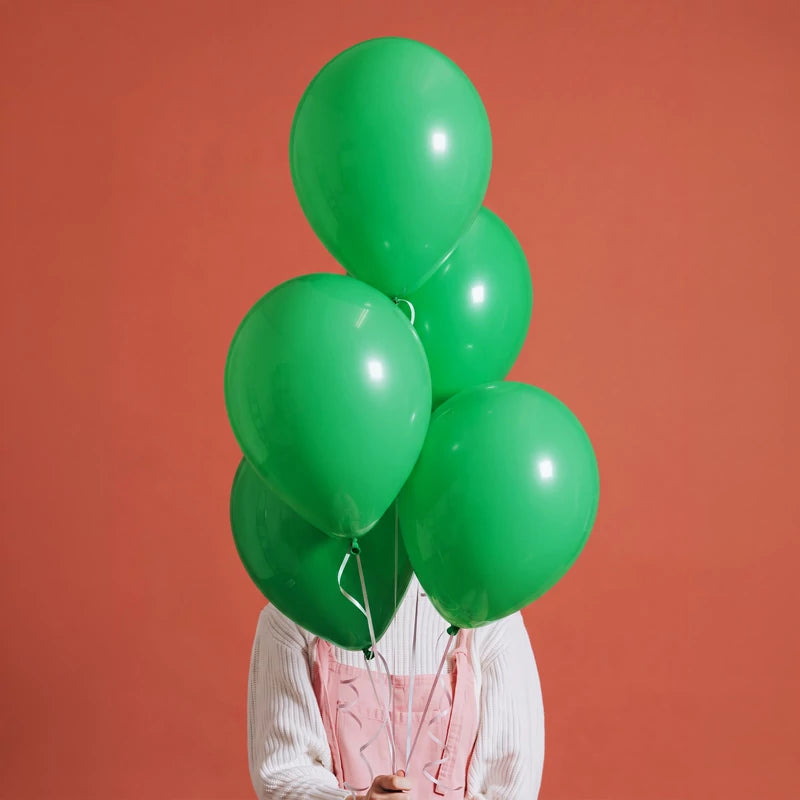Inspiracion con Latexballon 23 cm Mattgrün (50 Stück)