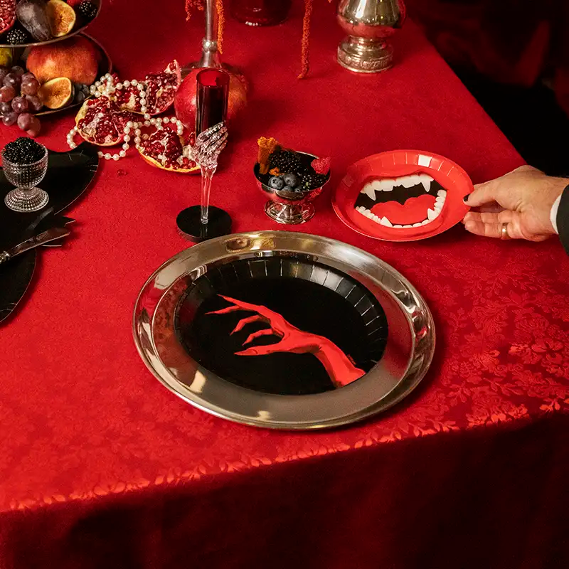 Runde einfache Platte Dracula Ø 23 cm Halloween