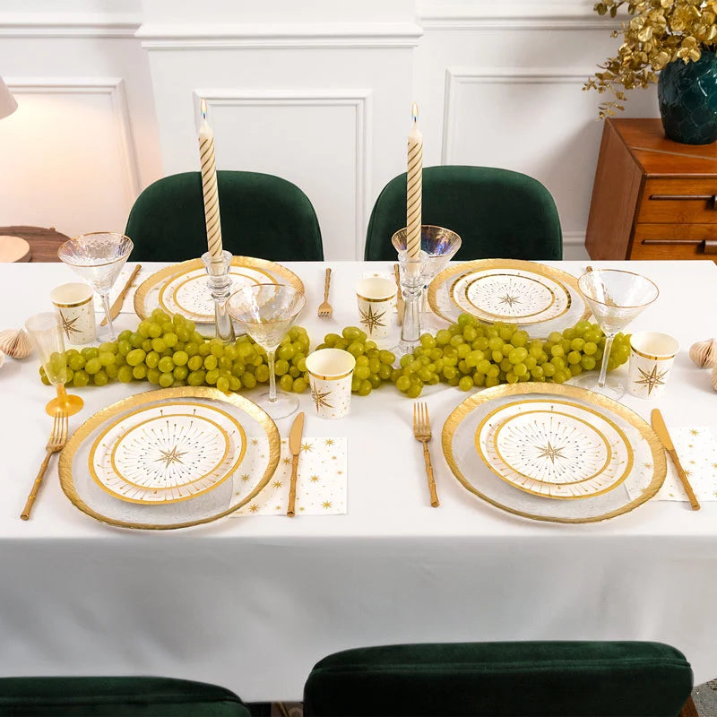 Kit Mesa Premium Navidad 12 Personas Blanco y Dorado 104 piezas