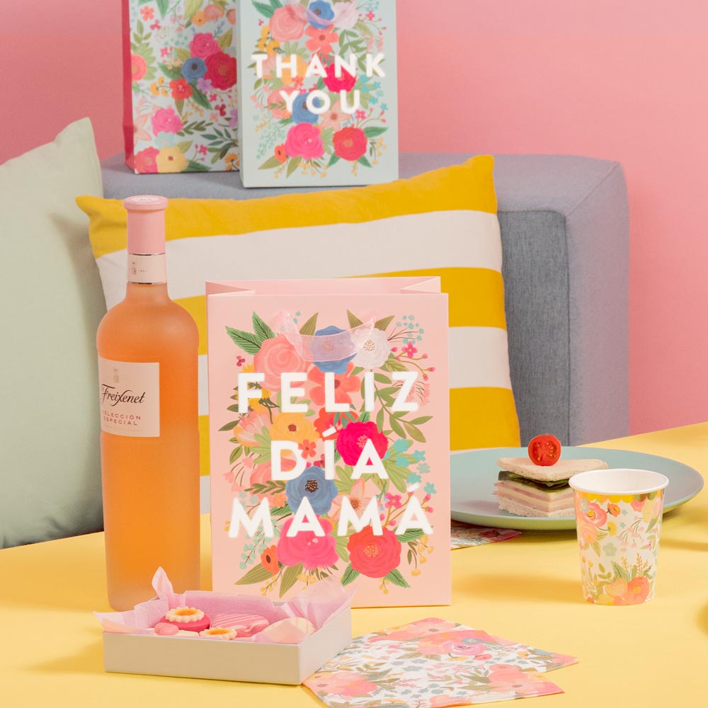 Geschenktüte mit mittlerer Muttertag "Happy Mom Day"