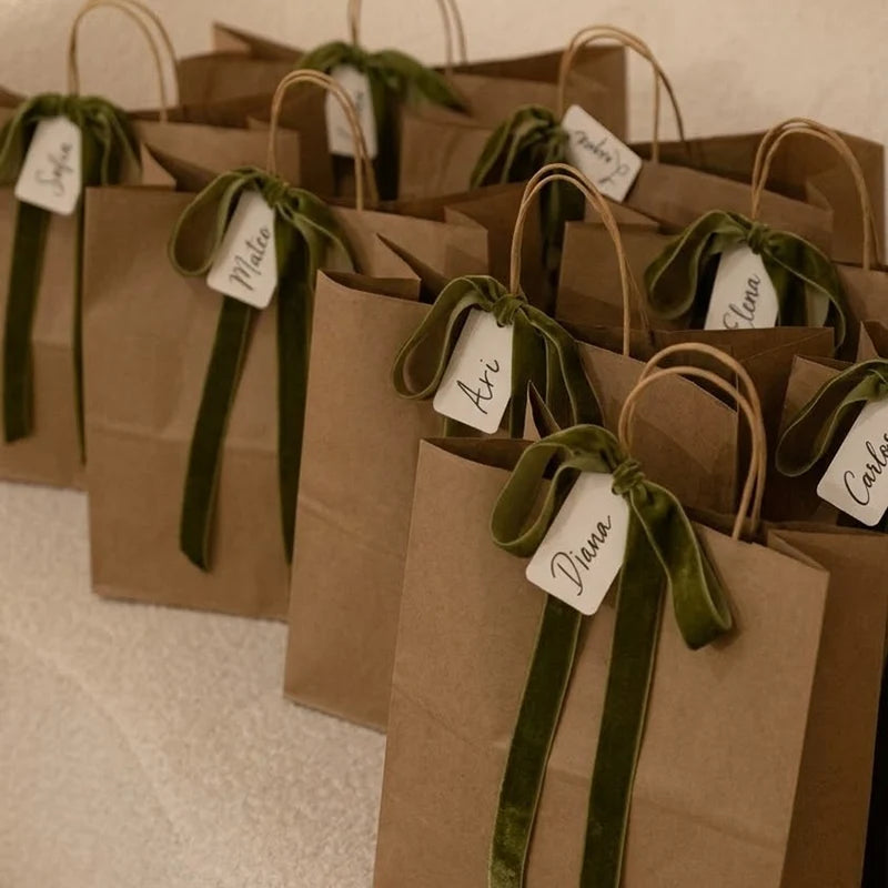 Sac en papier kraft 18 x 8 x 24 cm avec poignée bouclée