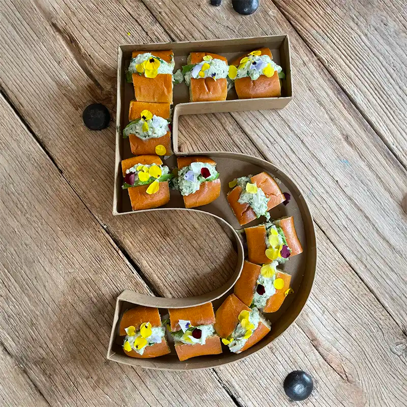 Bandeja Forma Número Cartón Kraft #5