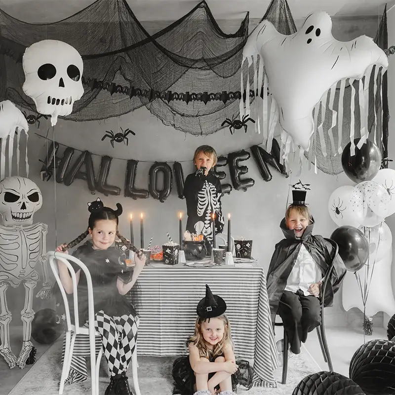 Ghost Foil Globe 93 x 86 cm Halloween