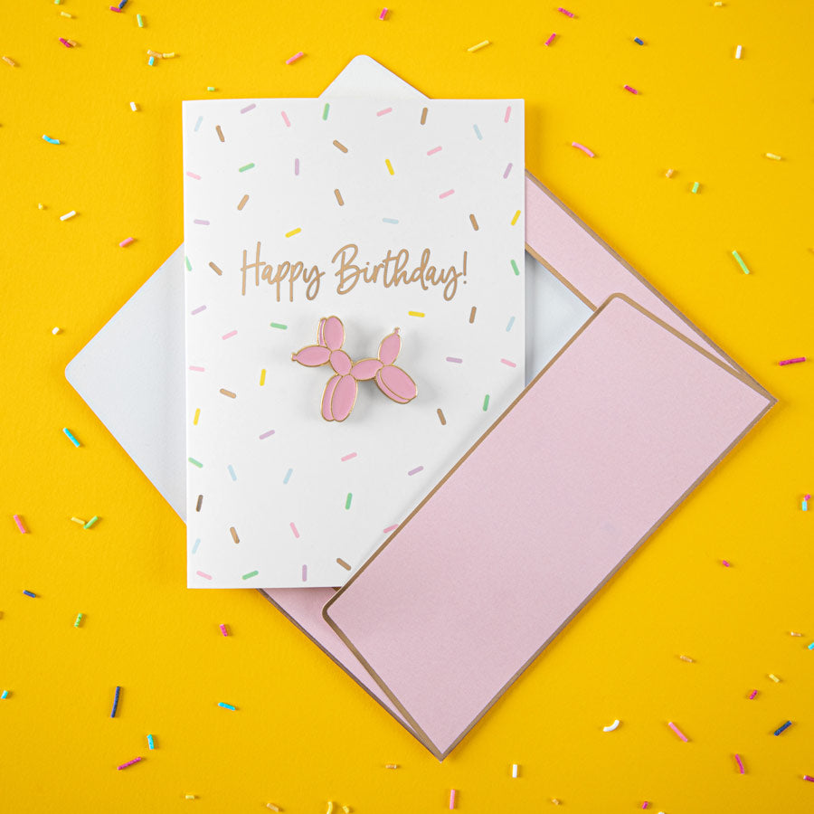 Cartão com pino de cachorro "feliz aniversário"