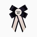 Broche 40 Cumpleaños 17 cm Negro y Crema