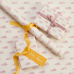 Papel de Regalo 70 cm x 2 m Nubes Rosa Pastel