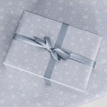 Papel de Regalo 70 cm x 2 m Azul Pastel con Flores