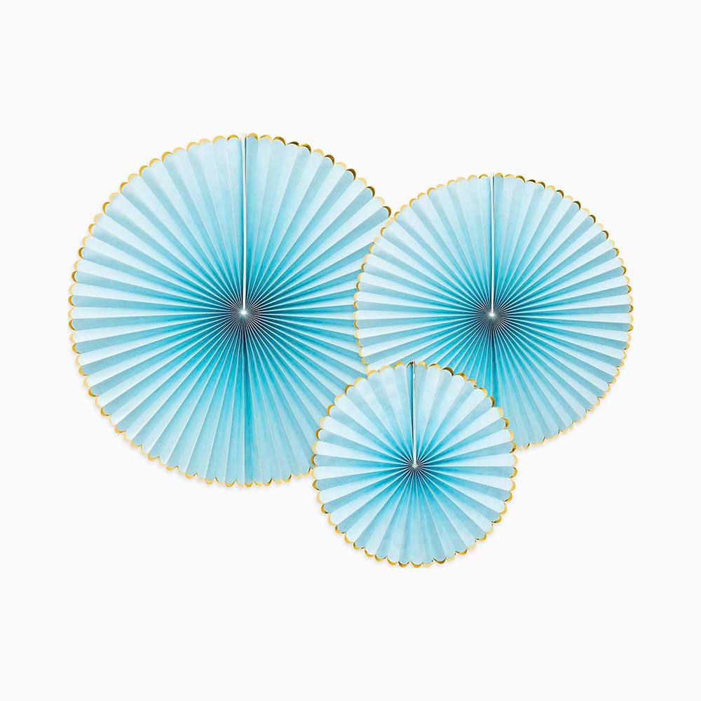 Pastel blue fan set