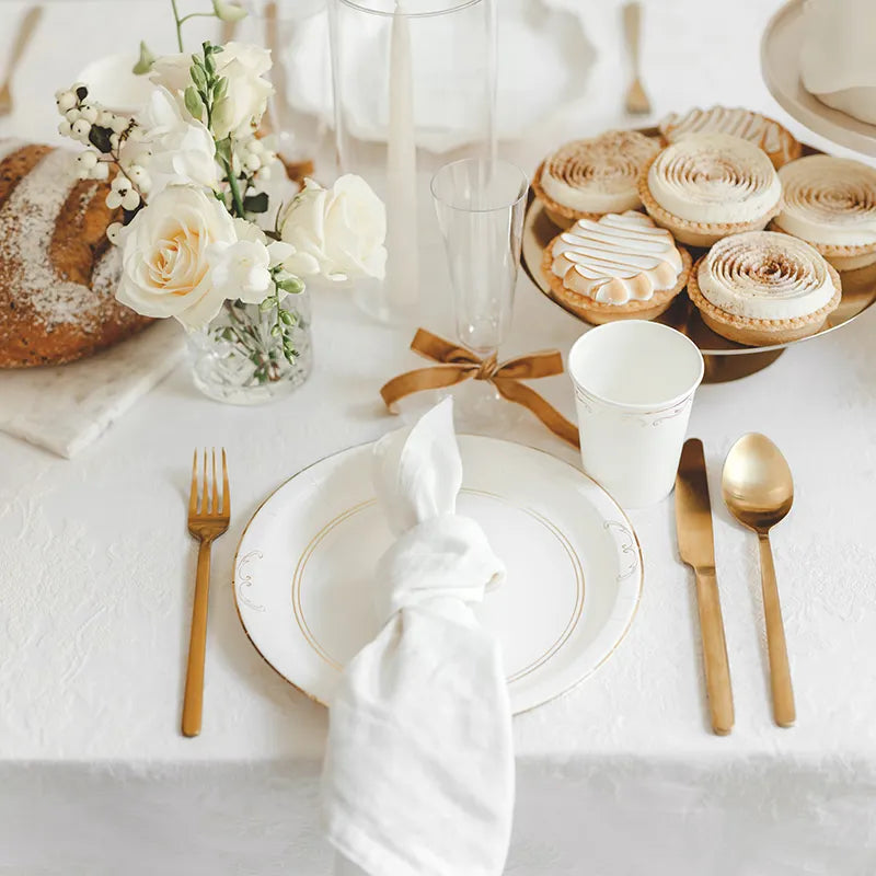 Plato Cartón Llano Ø 23 cm Blanco con Detalles Dorados