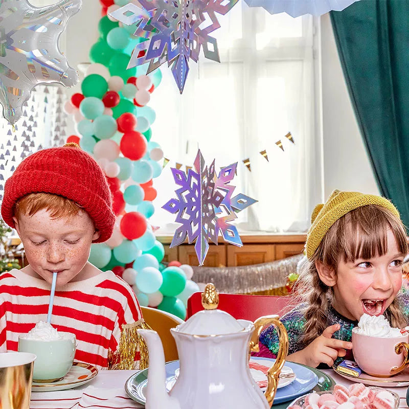 Ornamento da appendere con fiocco di neve natalizio iridescente