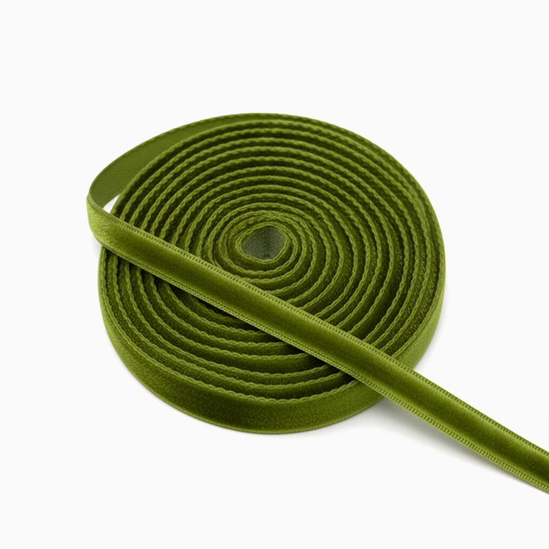 Cinta Terciopelo Verde Oliva 0.6 cm x 4.5 m