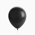 Schwarzer Latex -Mattballon