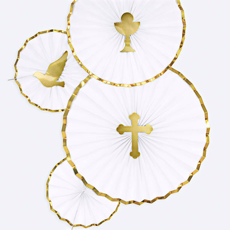Set di ventilatori bianchi con bordo dorato